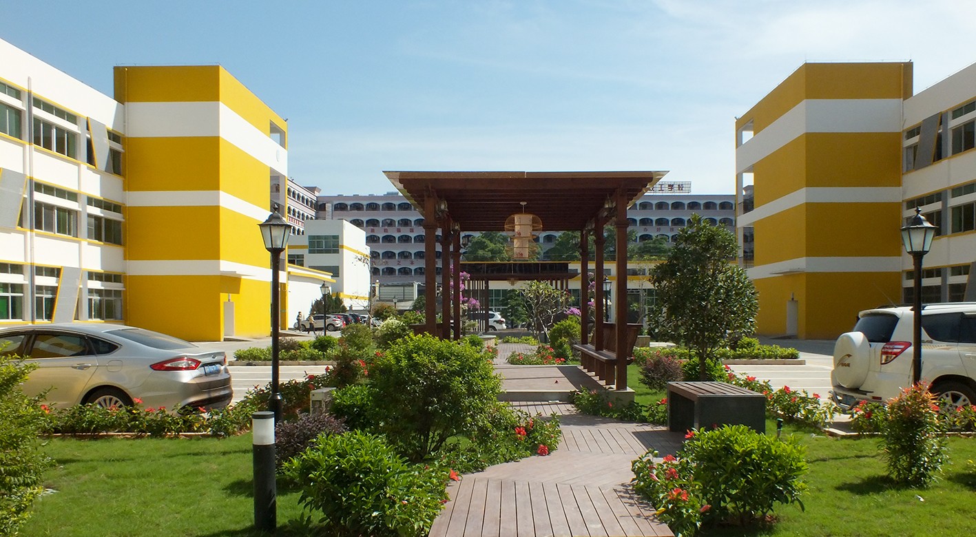 1543889440968715.jpg DSCF8976_low.jpg