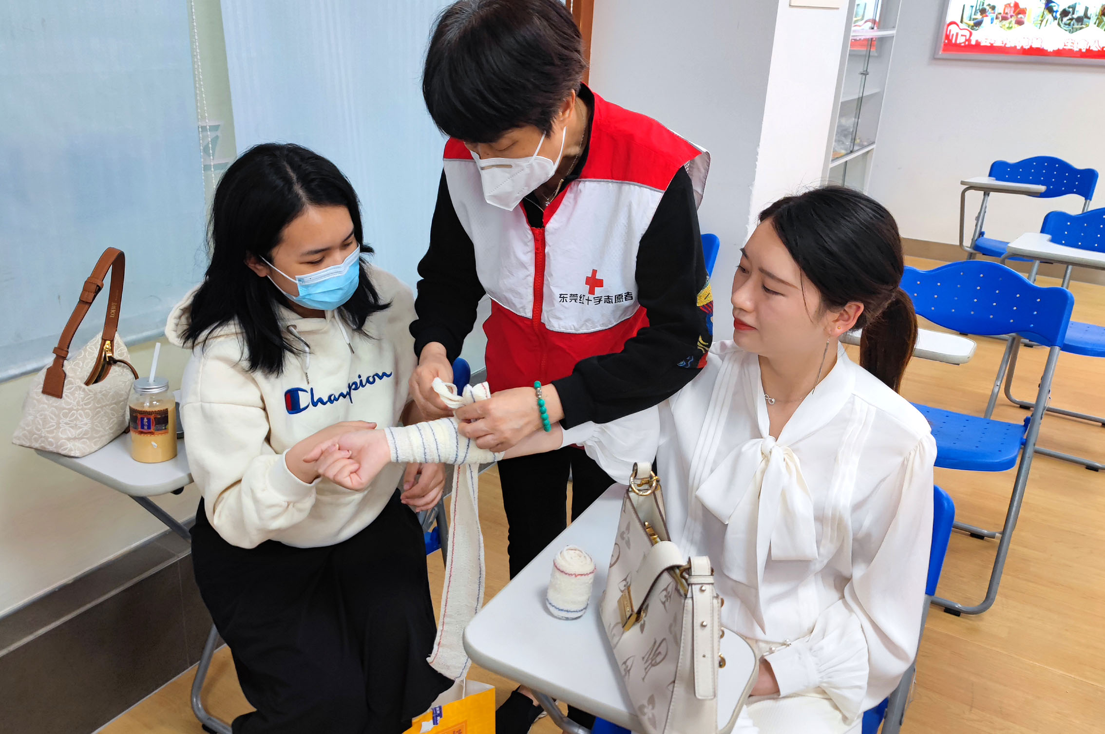 1681112038322166.jpg IMG_20230407_141449.jpg