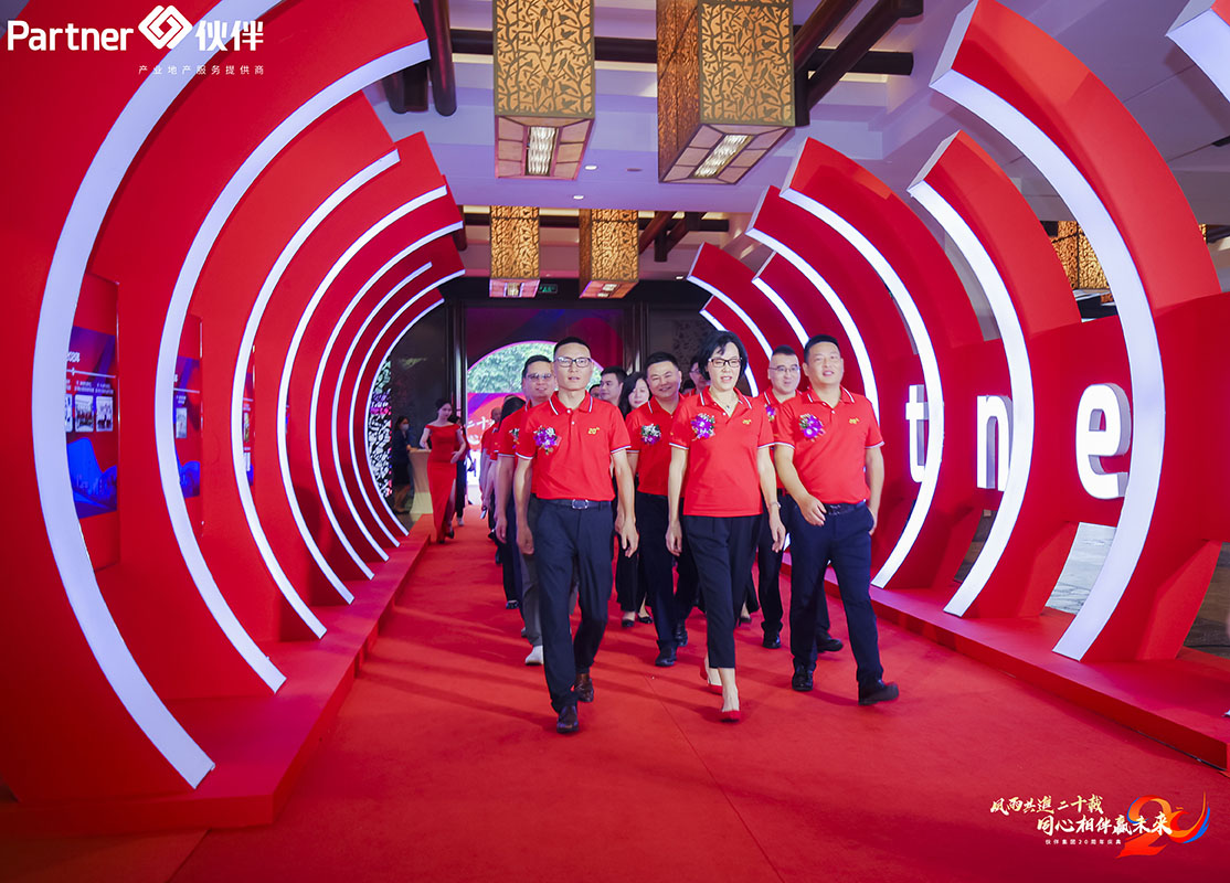 1683611249886757.jpg 4cadb5fd-f21f-4cec-a73d-f4ee6eb94b3d.jpg